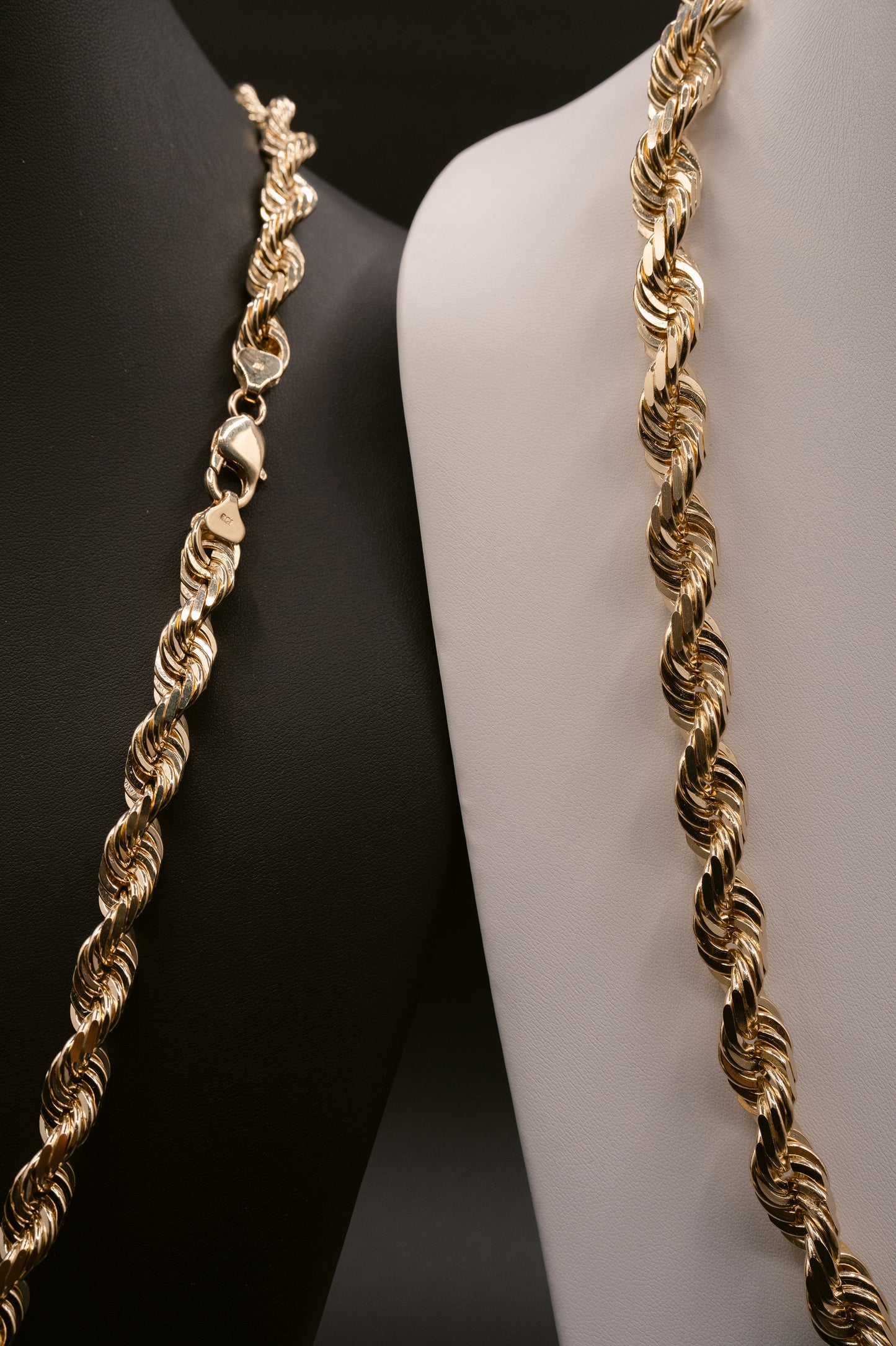 (18KT) 6MM - 10MM: Yellow Gold Diamond Cut Rope Chain