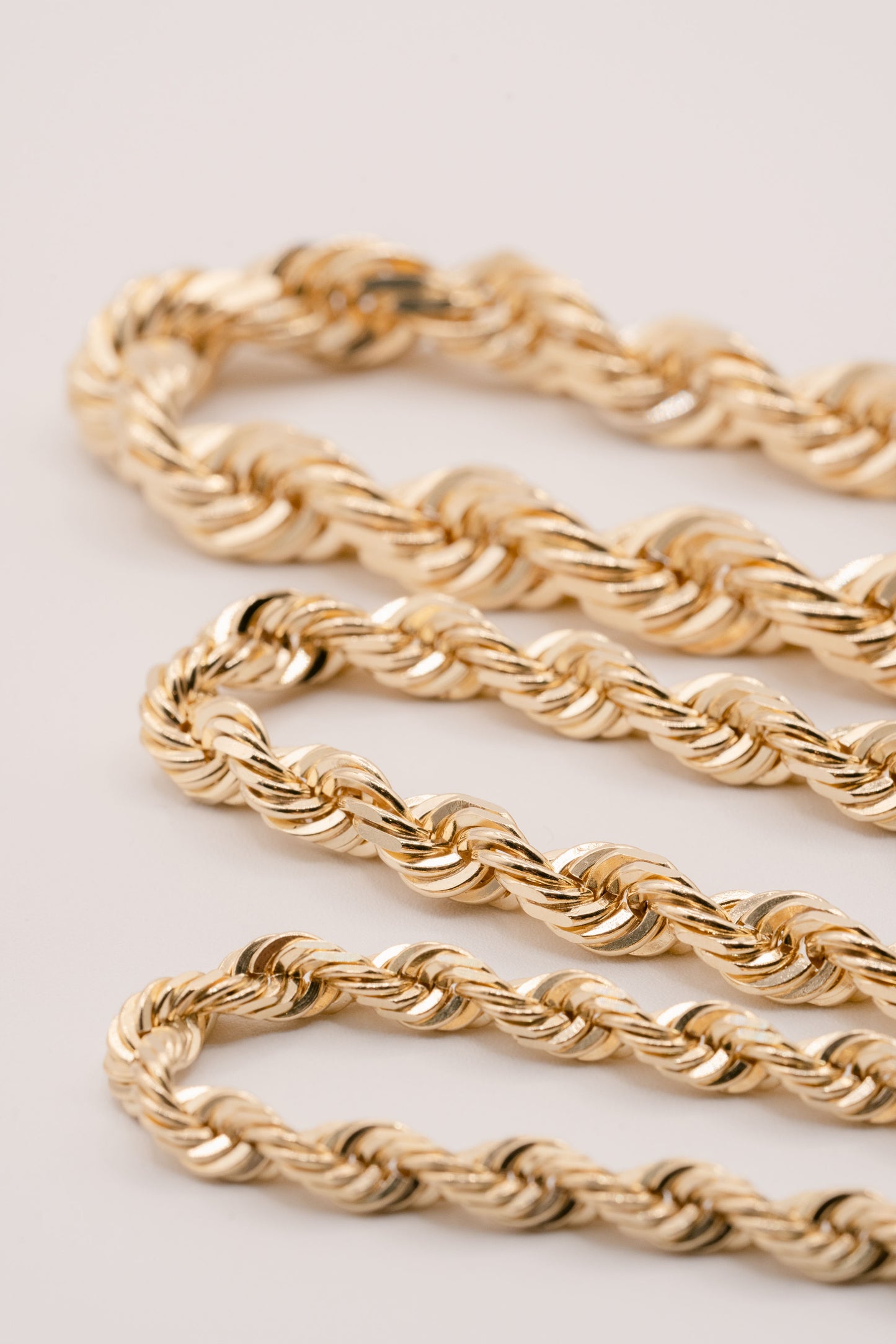 (14KT) 12MM - 20MM: Yellow Gold Diamond Cut Rope Chain